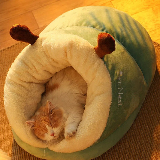 Warm Cat Sleeping Cave